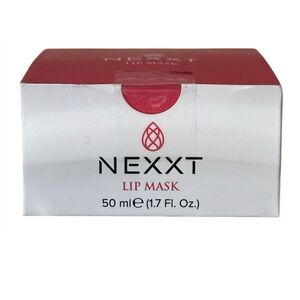 New Nexxt Hydrating Lip Mask.